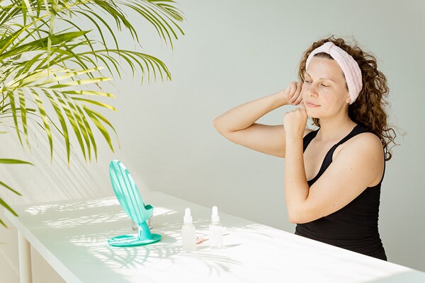 Walnut oil benefits 12: Helps reduce migraine attacks Walnut oil benefits 12: Helps reduce migraine attacks