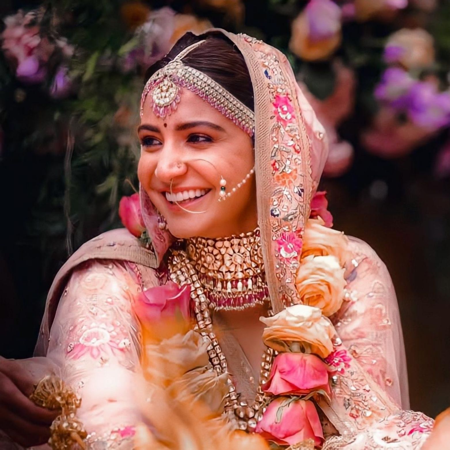 Festive Hairstyles to Pair With Sarees For a Contemporary Twist