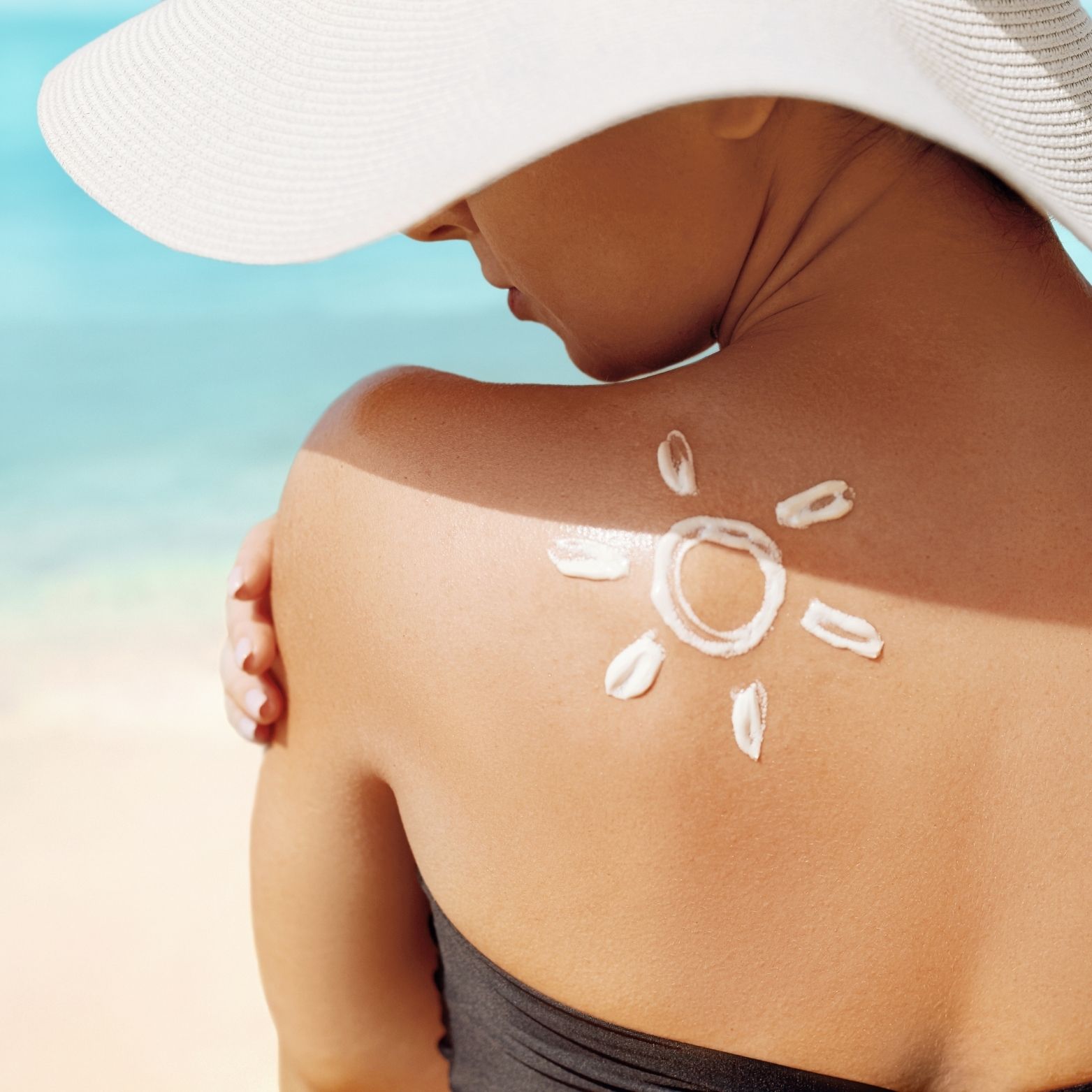 How to Apply Foundation for Glowing, Smooth Skin: No Matter Your Skin Type