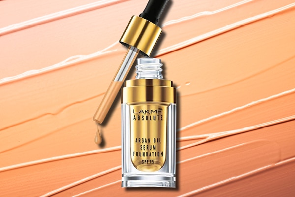 Lakmé Invisible Finish SPF 8 Foundation Lakmé Invisible Finish SPF 8 Foundation