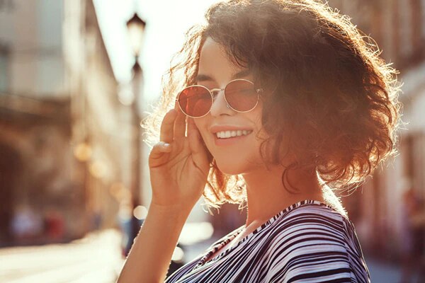 FAQs about Top Beauty Tips to Ace Your Summer Makeup Look FAQs about Top Beauty Tips to Ace Your Summer Makeup Look