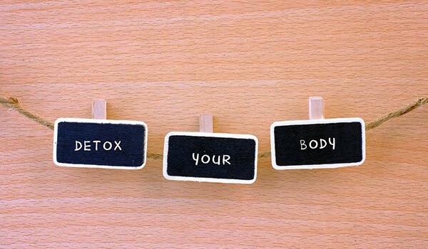 5 THINGS YOU SHOULD KNOW BEFORE YOU GO ON A CLEANSE
