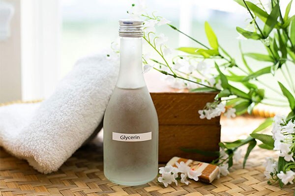 Glycerin as a cleanser Glycerin as a cleanser