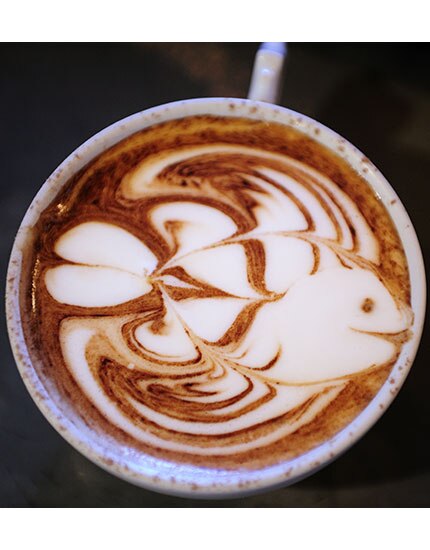 yummiest coffee art to wake you up cafe mocha 430x550 yummiest coffee art to wake you up cafe mocha 430x550